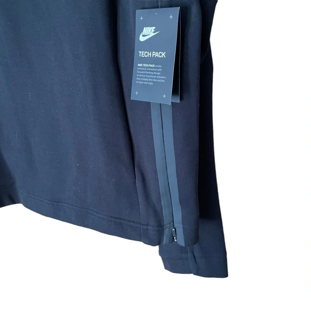 NWT Nike‎ Womens Tech Pack Fleece Mock Neck Top Black Medium